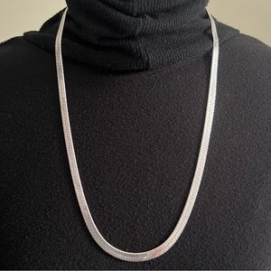 Vintage Italian Sterling Silver 925 5mm Flat Herringbone Necklace 24" & 21 grams